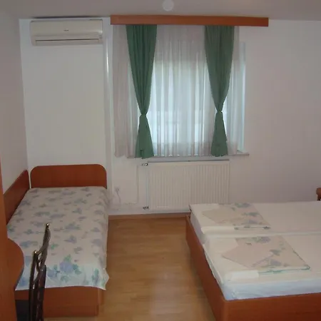 Koprivec 2*