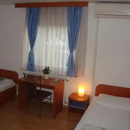 Koprivec 2* Ljubljana