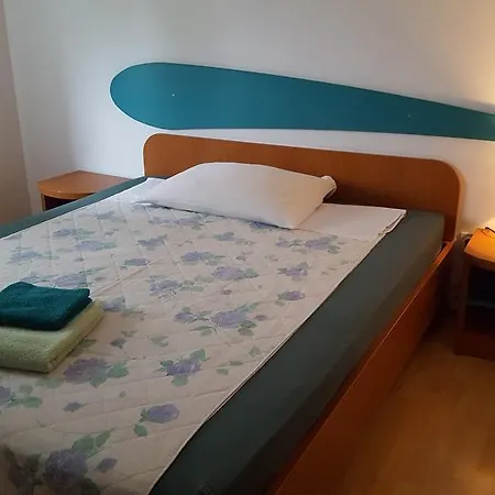 Koprivec Konukevi Ljubljana